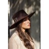 Cappello in feltro con accessorio